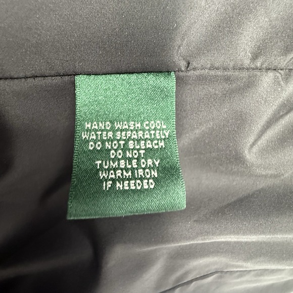 Women's Ralph Lauren Active Black Puffer Type Ski Jacket Coat Sz Medium - Picture 9 of 9